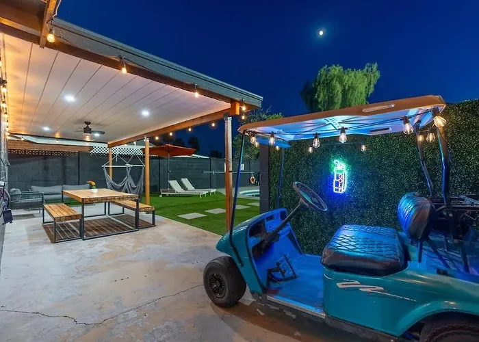 Massive Complex Pickleball Pool Heated Pool * Phoenix