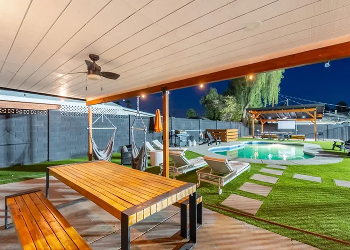 Holiday home Massive Complex Pickleball Pool Heated Pool Phoenix